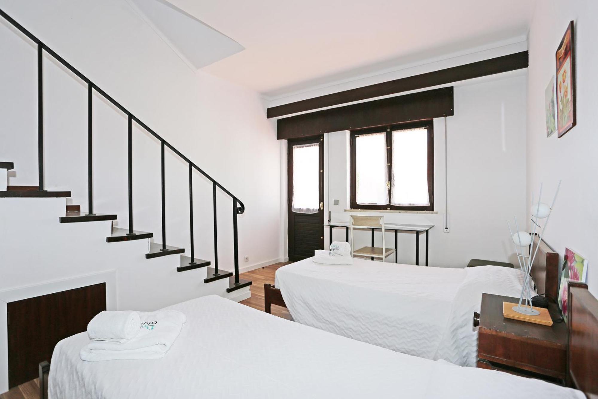 V - Seacliff Albufeira Apartment Room photo